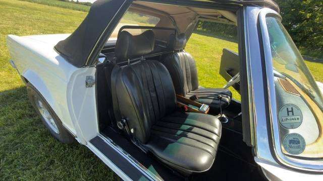 Mercedes-Benz SL 280 Pagode