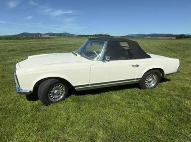 Mercedes-Benz SL 280 Pagode