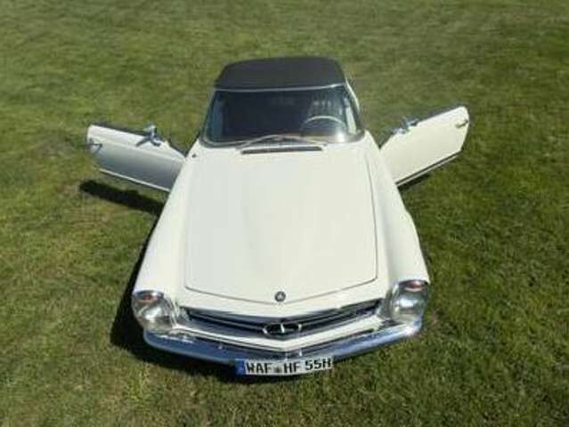 Mercedes-Benz SL 280 Pagode