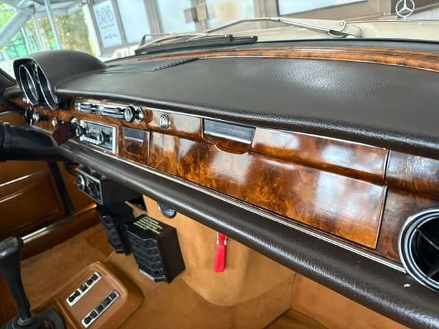 Mercedes-Benz 300 SEL 3.5