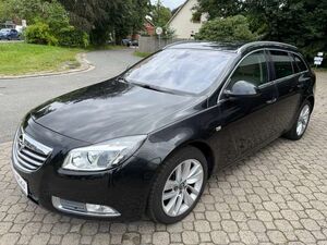 Opel Insignia Sports Tourer 2.8 V6 Turbo 4x4 Innovation *HU neu*2.Hand*aAHK*Leder*Navi*