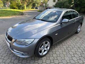 BMW 330 D Coupé xDrive *1.Hand*HU neu*Xenon*Automatik*Navi*PDC*