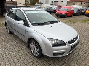 Ford Focus 2.0 16V Sport *Kupplungspedal liegt am Boden!*