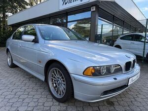 BMW 520 iA E39 *Scheckheft*Xenon*Memory*PDC*Klimaautomatik*