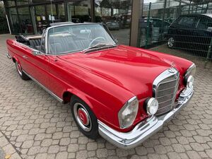 Mercedes-Benz 220 SEb W111 Cabrio *H-Kennzeichen*deutsches Fahrzeug*