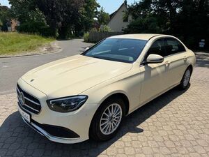 Mercedes-Benz E200 d 9G-Tronic Taxi *1.Hand*Kamera*Parkassistent*Navi*