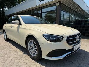 Mercedes-Benz E200 d 9G-Tronic Taxi *1.Hand*Kamera*Parkassistent*Navi*