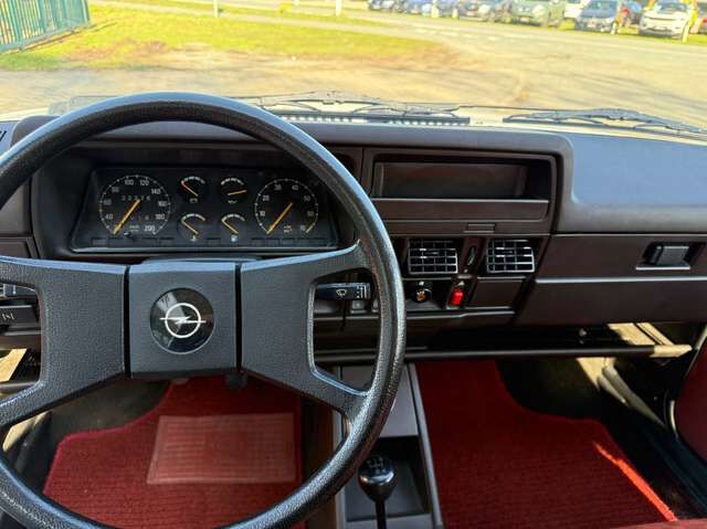 Opel Corsa A 1.0 *HU/AU auf Wunsch neu*H-Kennzeichen*3.Hand*