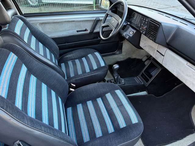 Lancia Y 10 i.e. GT *nur 95 TKM*HU neu*18 Jahre letzte Hand