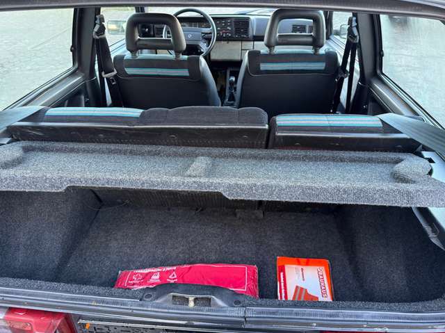 Lancia Y 10 i.e. GT *nur 95 TKM*HU neu*18 Jahre letzte Hand