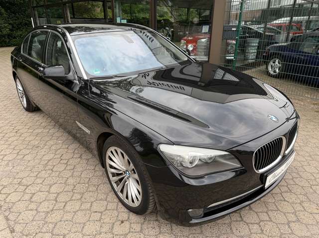 BMW 740 Li *nur 101 TKM*Scheckheft*HU neu*aAHK*eSD*Keyless Go*Kamera*Navi*