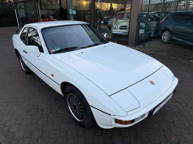 Porsche 924