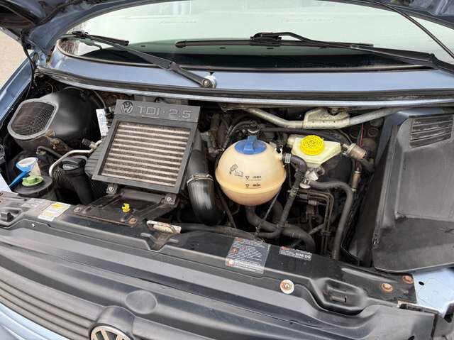 VW T4 Caravelle 2.5 TDI *2xSchiebetür*HU a.W. neu*Klimaaut.*AHK