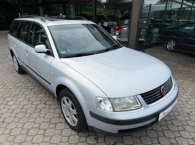 VW Passat Variant