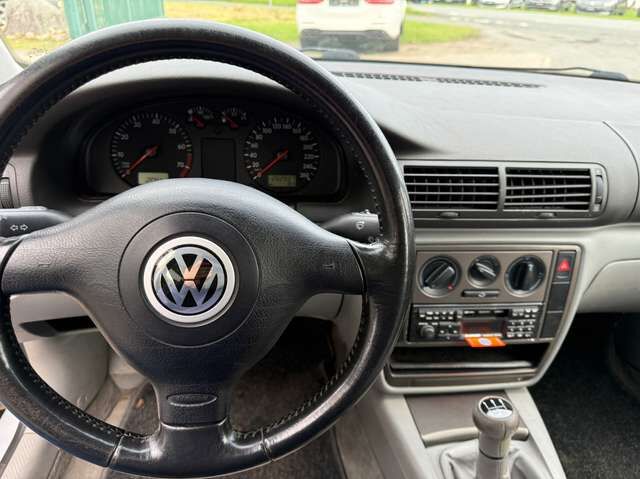 VW Passat Variant 1.8 5V *HU 9/2026*3.Hand*AHK*eSD*Alu*GJ-Reifen*