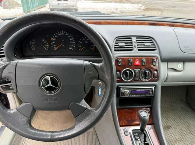 Mercedes-Benz CLK 200 Elegance *HU neu*nur 140 TKM*Leder*Autom.*AHK*eSD*