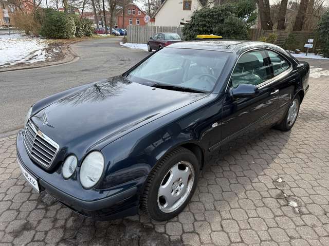Mercedes-Benz CLK 200 Elegance *HU neu*nur 140 TKM*Leder*Autom.*AHK*eSD*