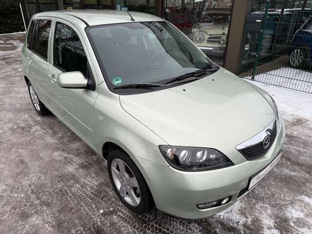 Mazda 2 1.4l Active *HU neu*1.Hand*nur 111 TKM*Klima*AHK*