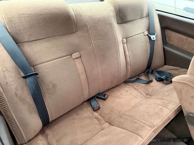 Mazda 929 Coupé *3.Hand*Motor läuft*braucht Arbeit*