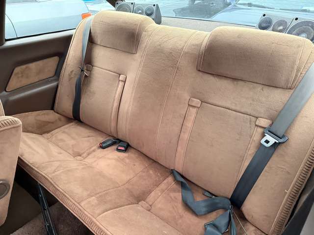 Mazda 929 Coupé *3.Hand*Motor läuft*braucht Arbeit*