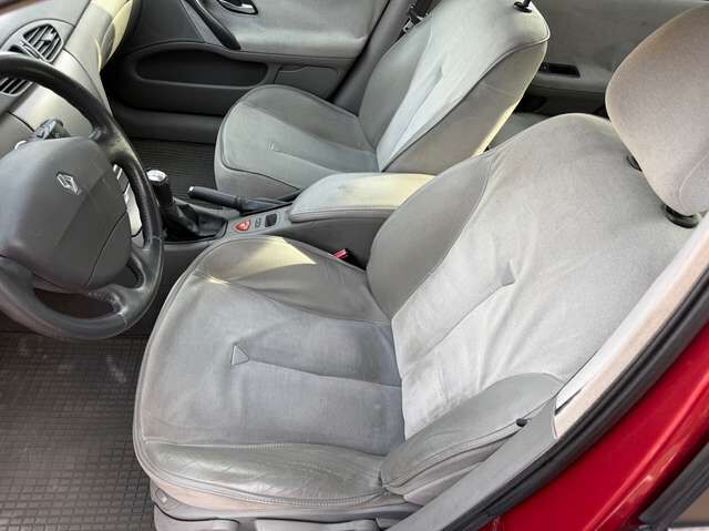 Renault Laguna 1.8 Privilege *nur 93 TKM*HU neu*Klimaautom.*PDC*