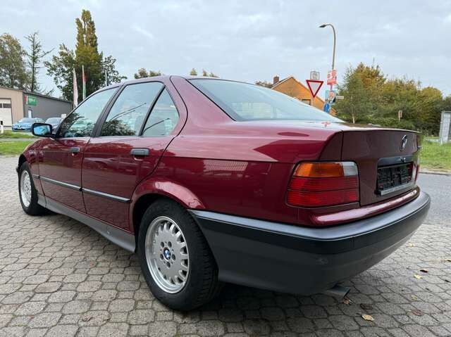 BMW 316 i E36 *HU neu*Zahnriemen neu*unverbastelt*Schiebedach*