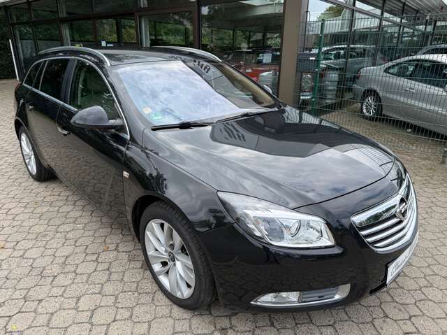 Opel Insignia Sports Tourer 2.8 V6 Turbo 4x4 Innovation *HU neu*2.Hand*aAHK*Leder*Navi*