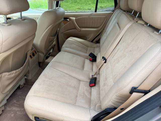 Mercedes-Benz ML 350 Final Edition *HU neu*nur 177 TKM*Bi-Xenon*aAHK*