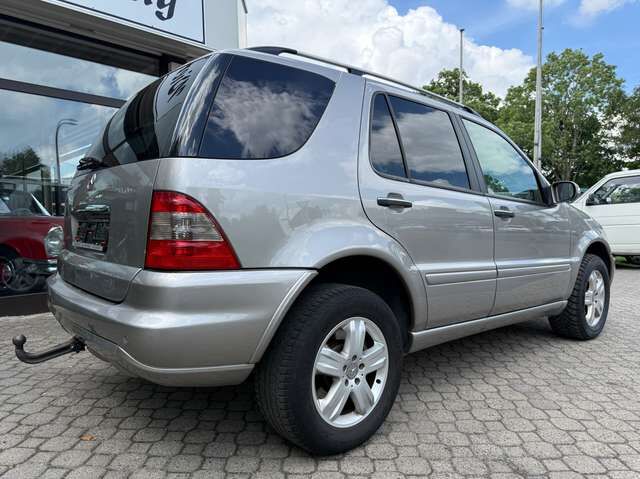 Mercedes-Benz ML 350 Final Edition *HU neu*nur 177 TKM*Bi-Xenon*aAHK*