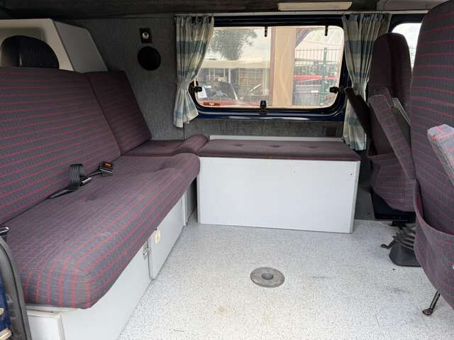 Ford Transit 2.5 D Camper *Aufstelldach*5 Sitze*Servo*GJ-Reifen
