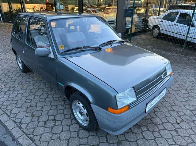 Renault R5