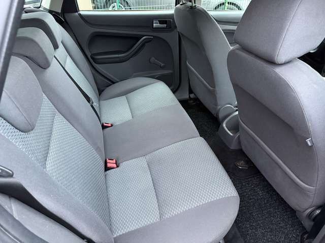 Ford Focus Turnier 1.6 16V Trend *nur 98 TKM*HU a.W. neu*