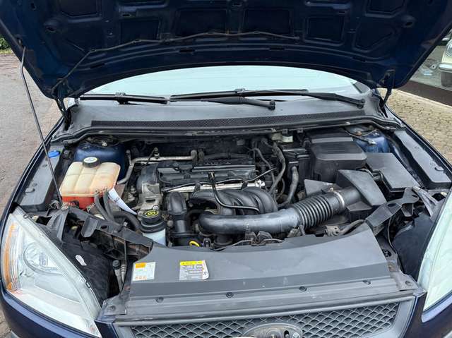 Ford Focus Turnier 1.6 16V Trend *nur 98 TKM*HU a.W. neu*