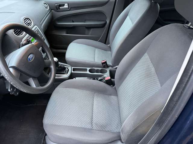 Ford Focus Turnier 1.6 16V Trend *nur 98 TKM*HU a.W. neu*