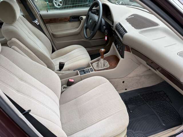 BMW 518 i E34 *nur 177 TKM*HU 7/2027*Familienbesitz*eSD*