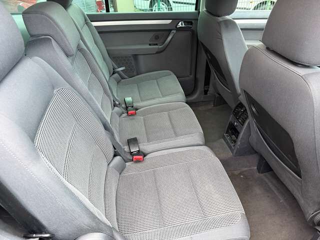 VW Touran 1.9 TDI Highline *HU fällig*Klimaautom.*aAHK*SHZ*Tempomat*
