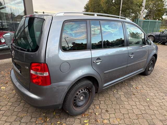 VW Touran 1.9 TDI Highline *HU fällig*Klimaautom.*aAHK*SHZ*Tempomat*