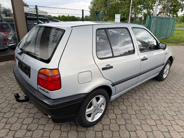 VW Golf III 1.8 CL *HU neu*Automatik*AHK*GJ-Reifen*eSD*Alu