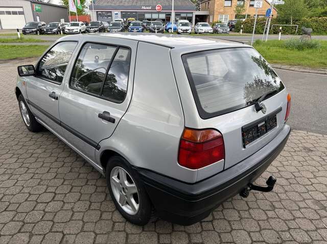 VW Golf III 1.8 CL *HU neu*Automatik*AHK*GJ-Reifen*eSD*Alu