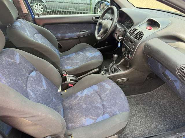 Peugeot 206 1.4 75 XS *nur 57 TKM*HU 10/2027*Panoramadach*