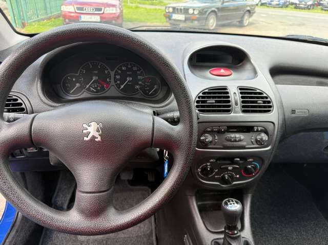 Peugeot 206 1.4 75 XS *nur 57 TKM*HU 10/2027*Panoramadach*