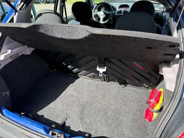Peugeot 206 1.4 75 XS *nur 57 TKM*HU 10/2027*Panoramadach*