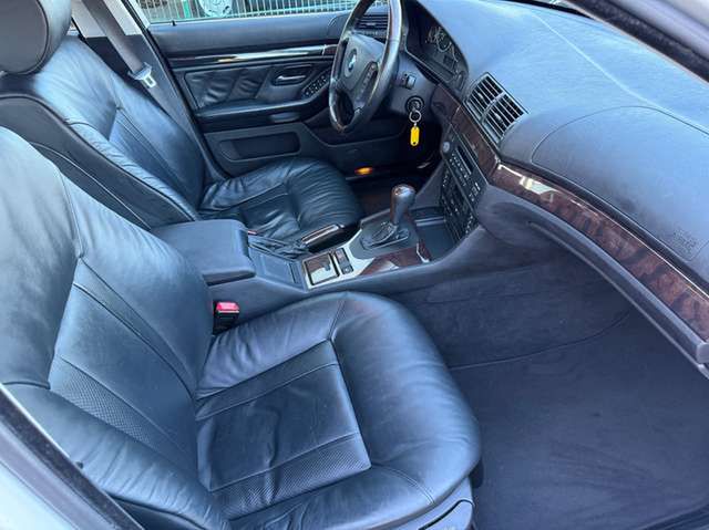 BMW 520 iA Edition Exclusive *nur 72 TKM*Leder*2.Hand*MFL*