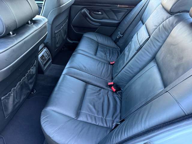 BMW 520 iA Edition Exclusive *nur 72 TKM*Leder*2.Hand*MFL*