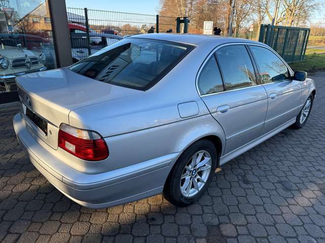 BMW 520 iA Edition Exclusive *nur 72 TKM*Leder*2.Hand*MFL*