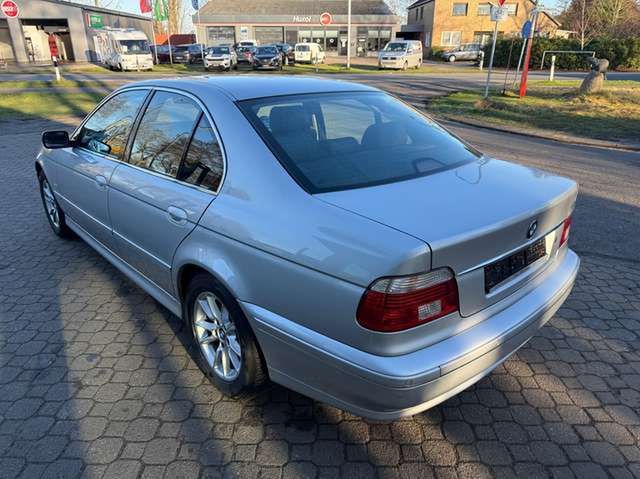 BMW 520 iA Edition Exclusive *nur 72 TKM*Leder*2.Hand*MFL*
