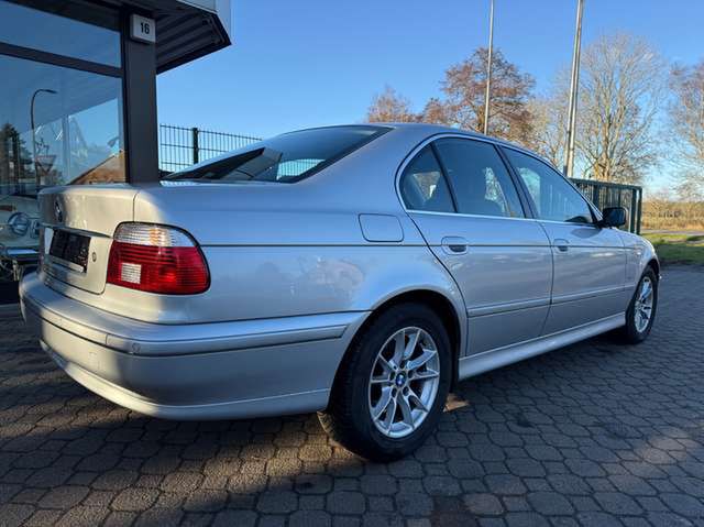 BMW 520 iA Edition Exclusive *nur 72 TKM*Leder*2.Hand*MFL*