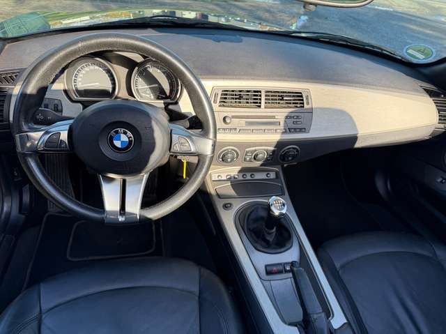 BMW Z4 Roadster 3.0i *2.Hand*Scheckheft*HU 6/2027*PDC*