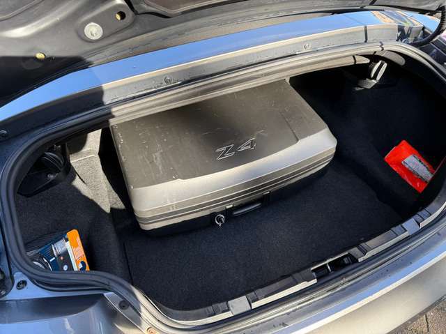 BMW Z4 Roadster 3.0i *2.Hand*Scheckheft*HU 6/2027*PDC*