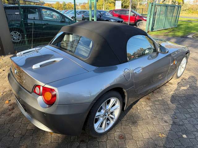 BMW Z4 Roadster 3.0i *2.Hand*Scheckheft*HU 6/2027*PDC*